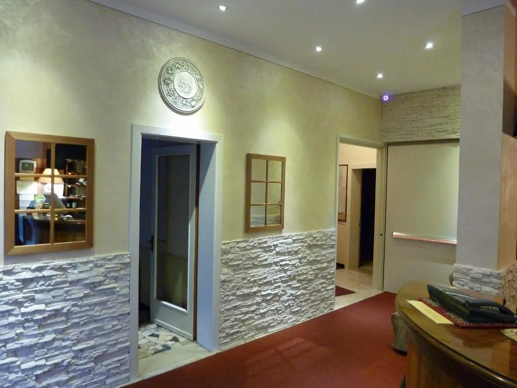 Hotel Lanterna アーバノ・テルメ