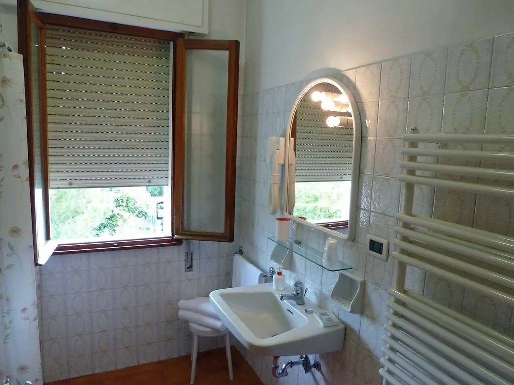 Hotel Lanterna アーバノ・テルメ 2*,