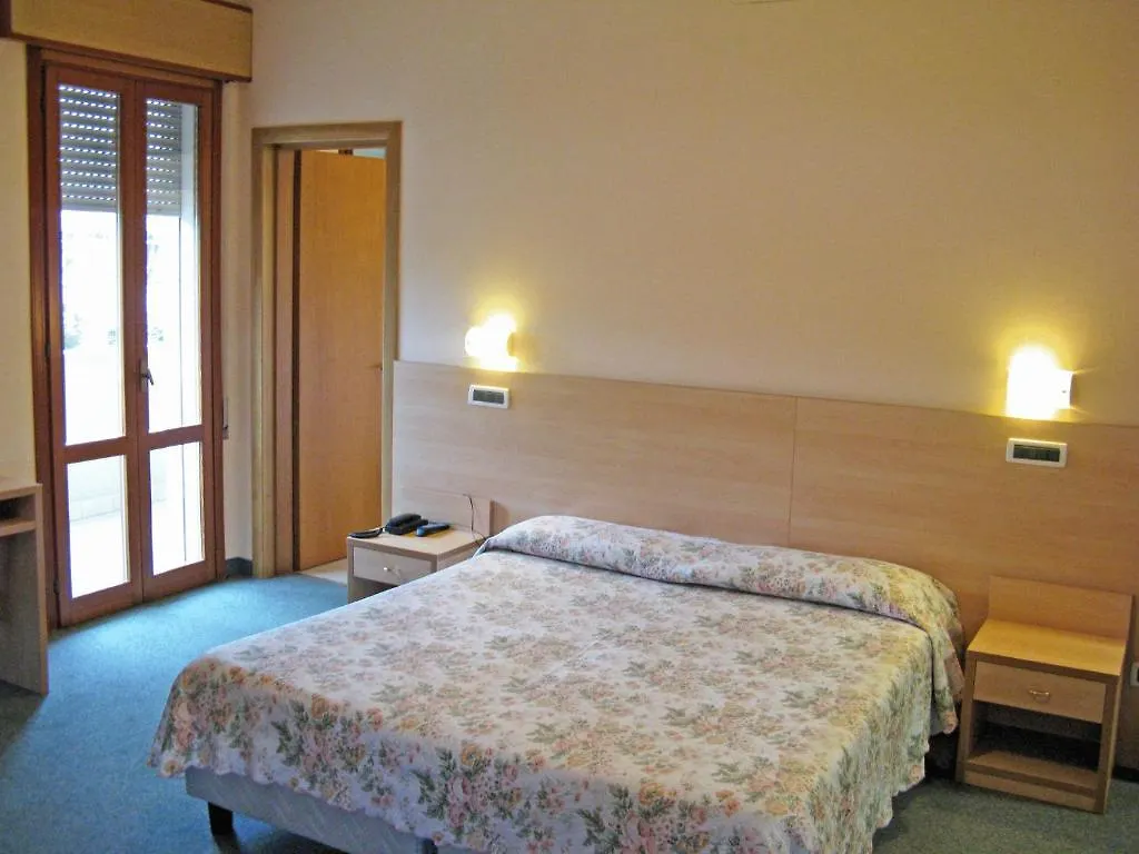 Hotel Lanterna アーバノ・テルメ